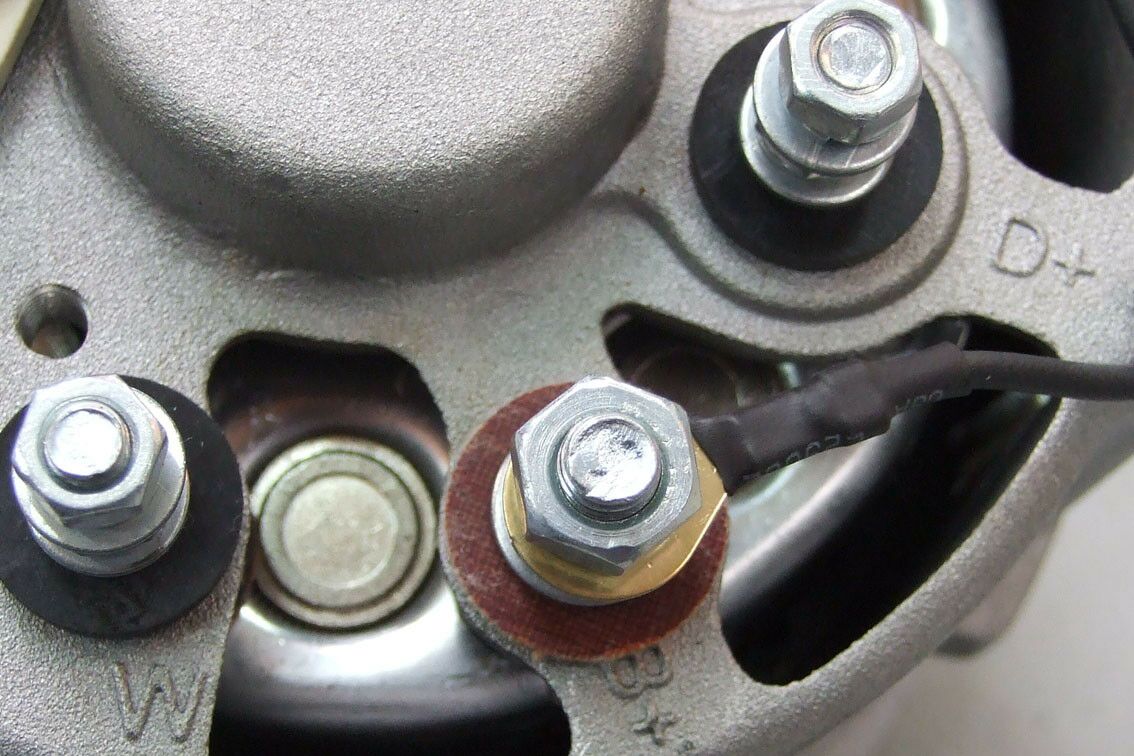 ALTERNATOR ISKRA 12V 33A DEUTZ KHD TRAKTOR