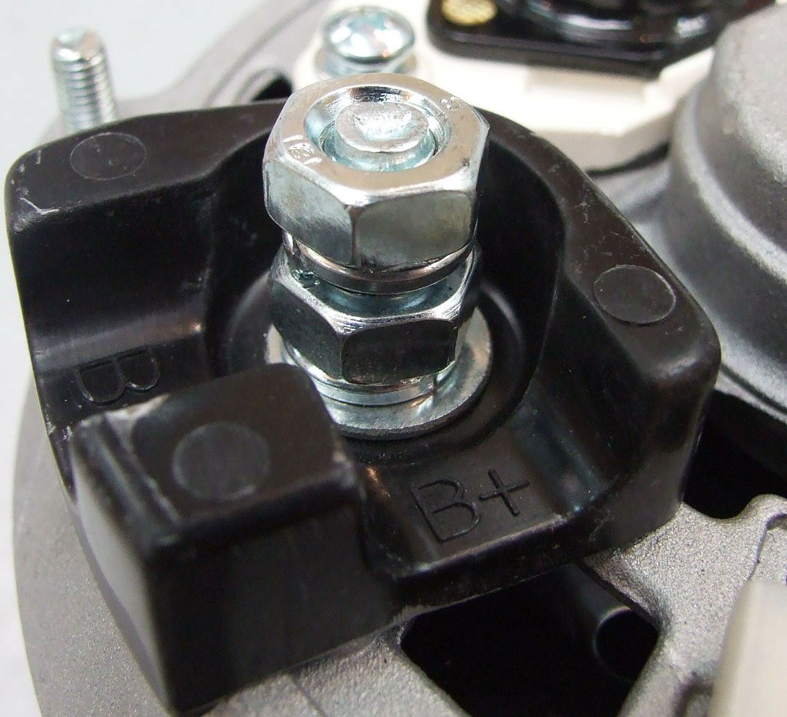 ALTERNATOR BOSCH 24V 90A VOLVO