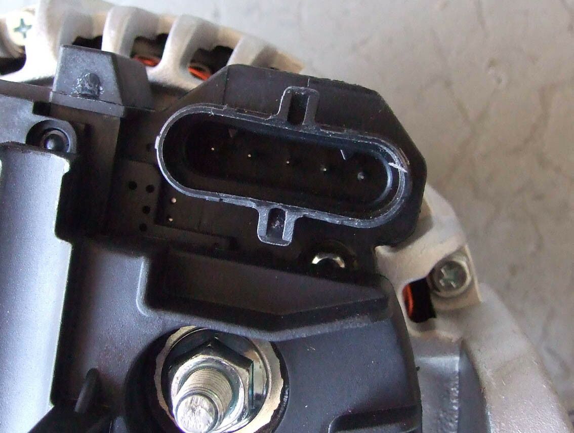 ALTERNATOR BOSCH 24V 110A VOLVO FH 12 12/460