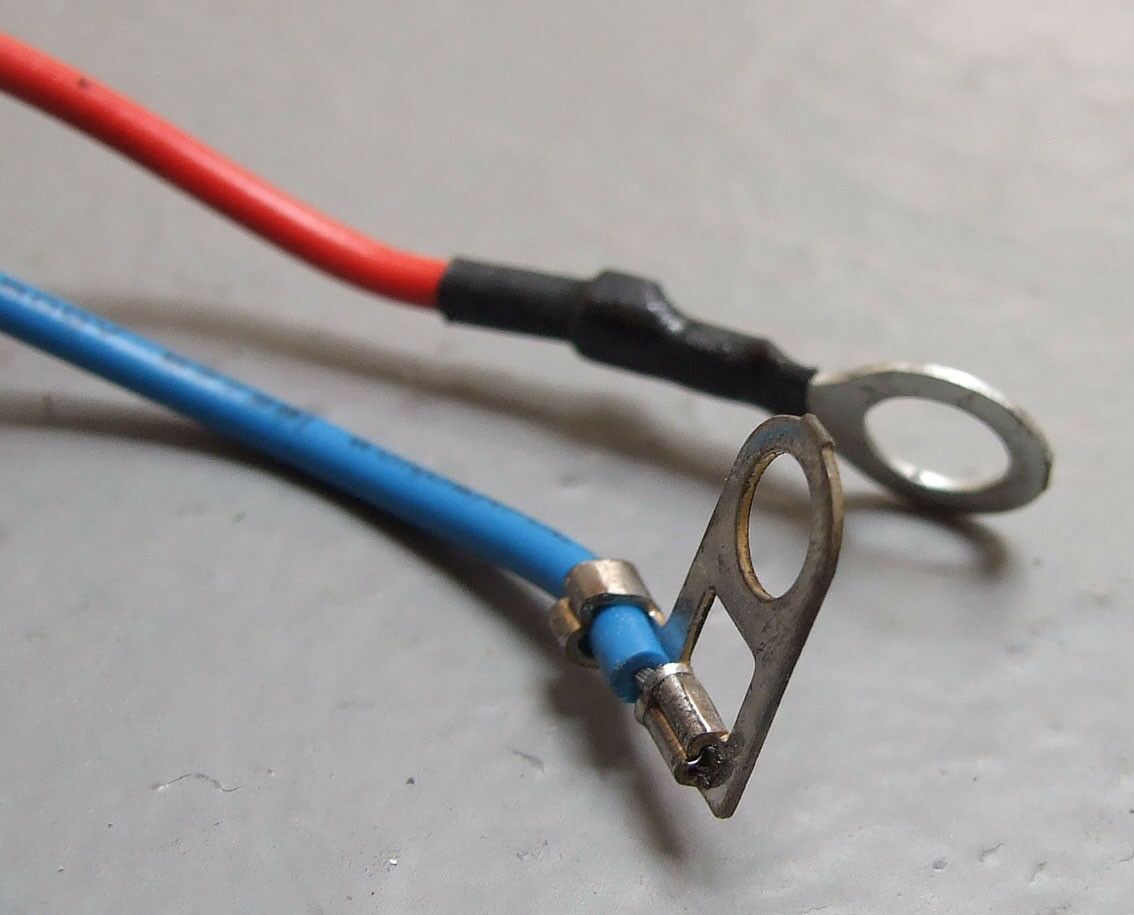 REGLER DUCELLIER 12V RENAULT 18 ST. TIP (2 ZICE)