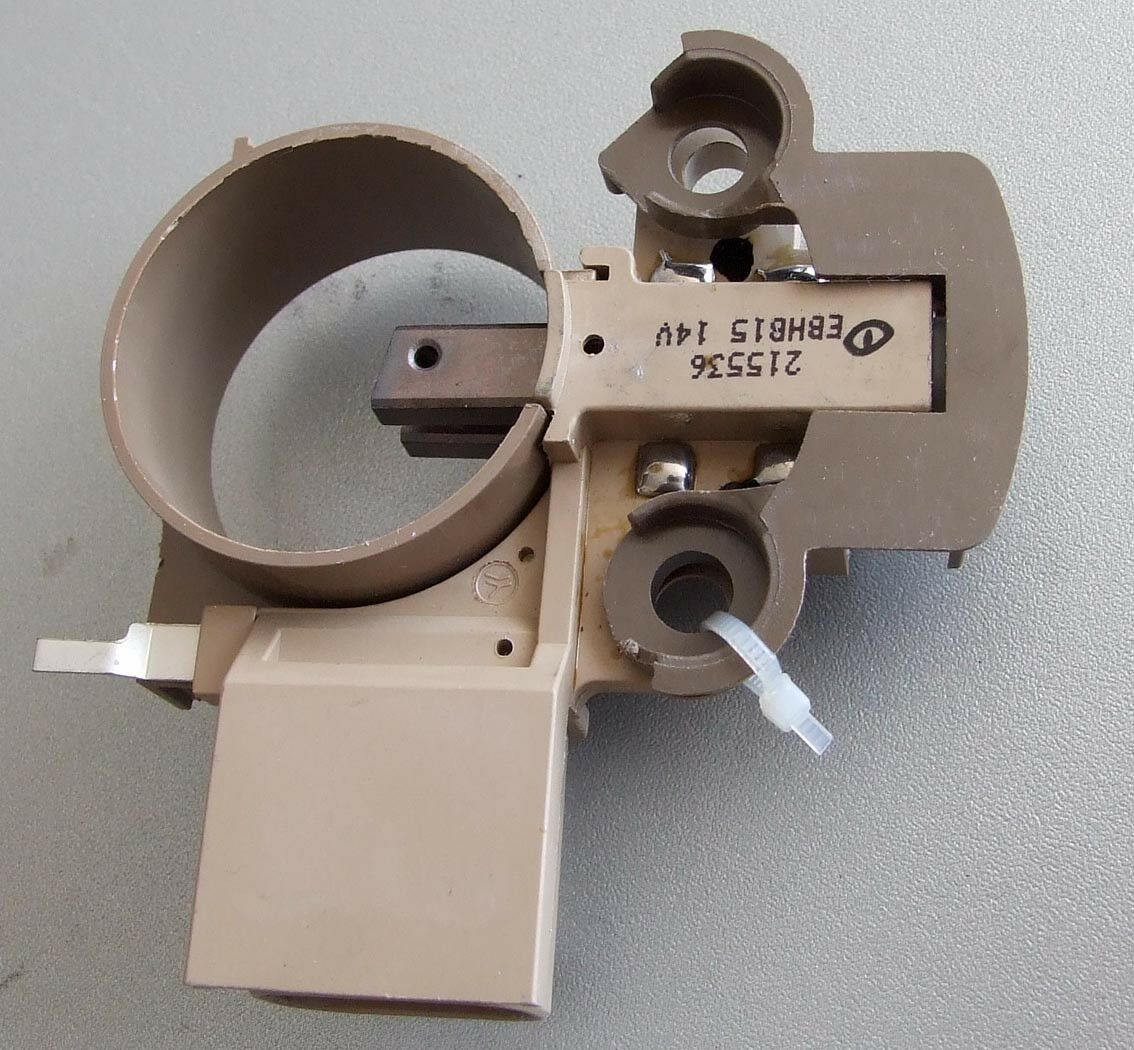 REGLER MITSUBISHI 12V PAYERO 2.5D