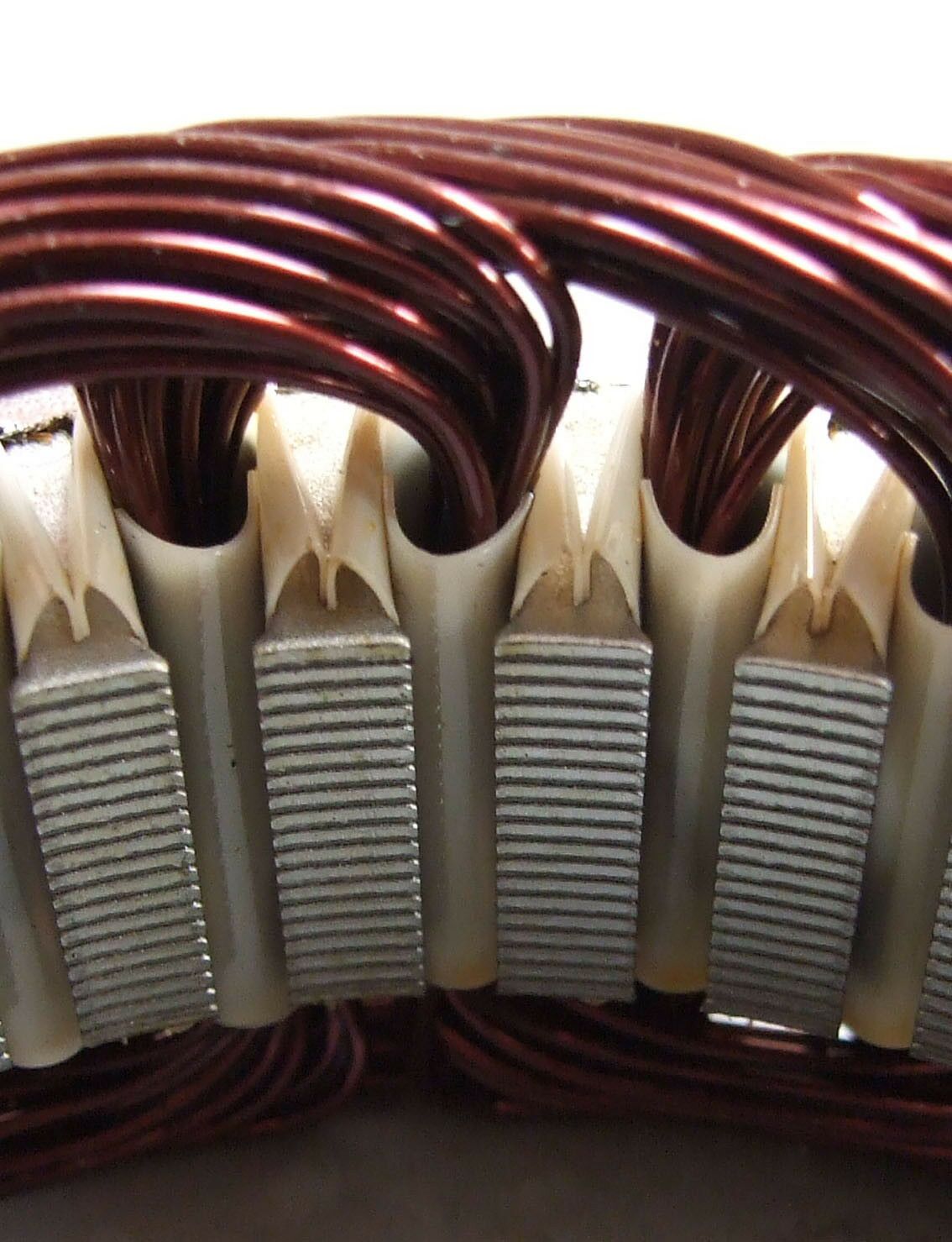 STATOR ALT BOSCH 24V 27A FIAT IVECO