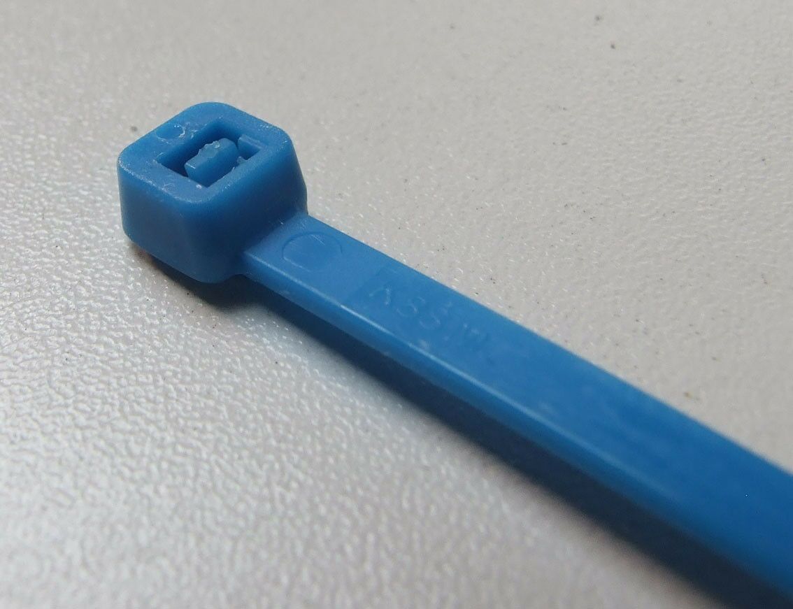 PLASTIČNA VEZICA 4.8X190MM PLAVA