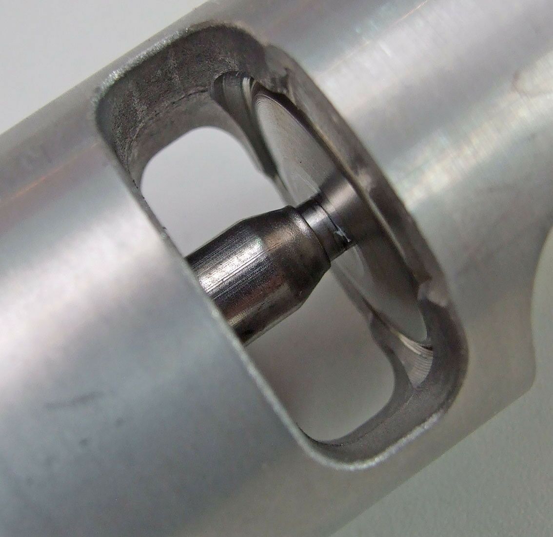 EGR VENTIL OPEL MOVANO 1,9 DTI RENAULT MEGANE I 1,9 DC