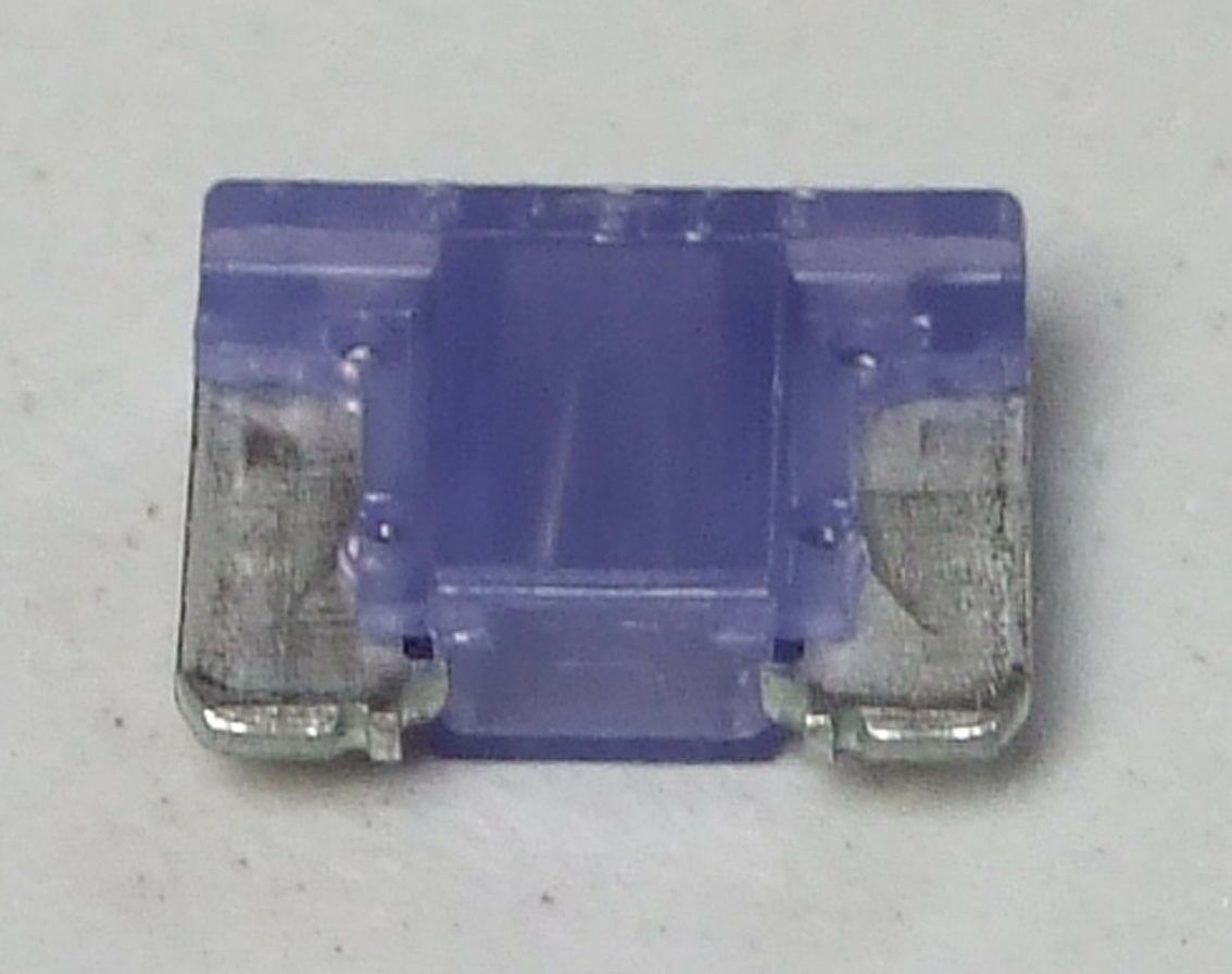 OSIGURAČ MINI KRATKI PIPCI 3 AMP