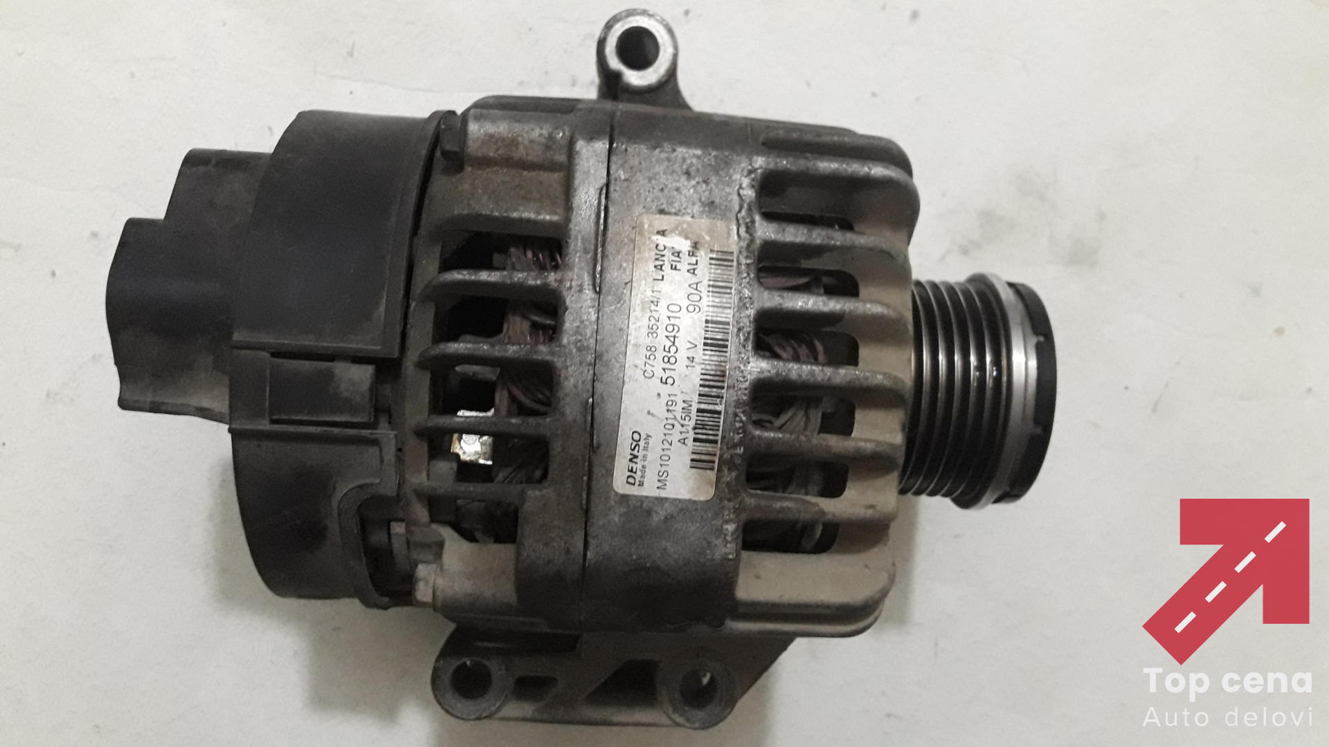 Alternator Opel Combo 1.3 CDTI 2015g