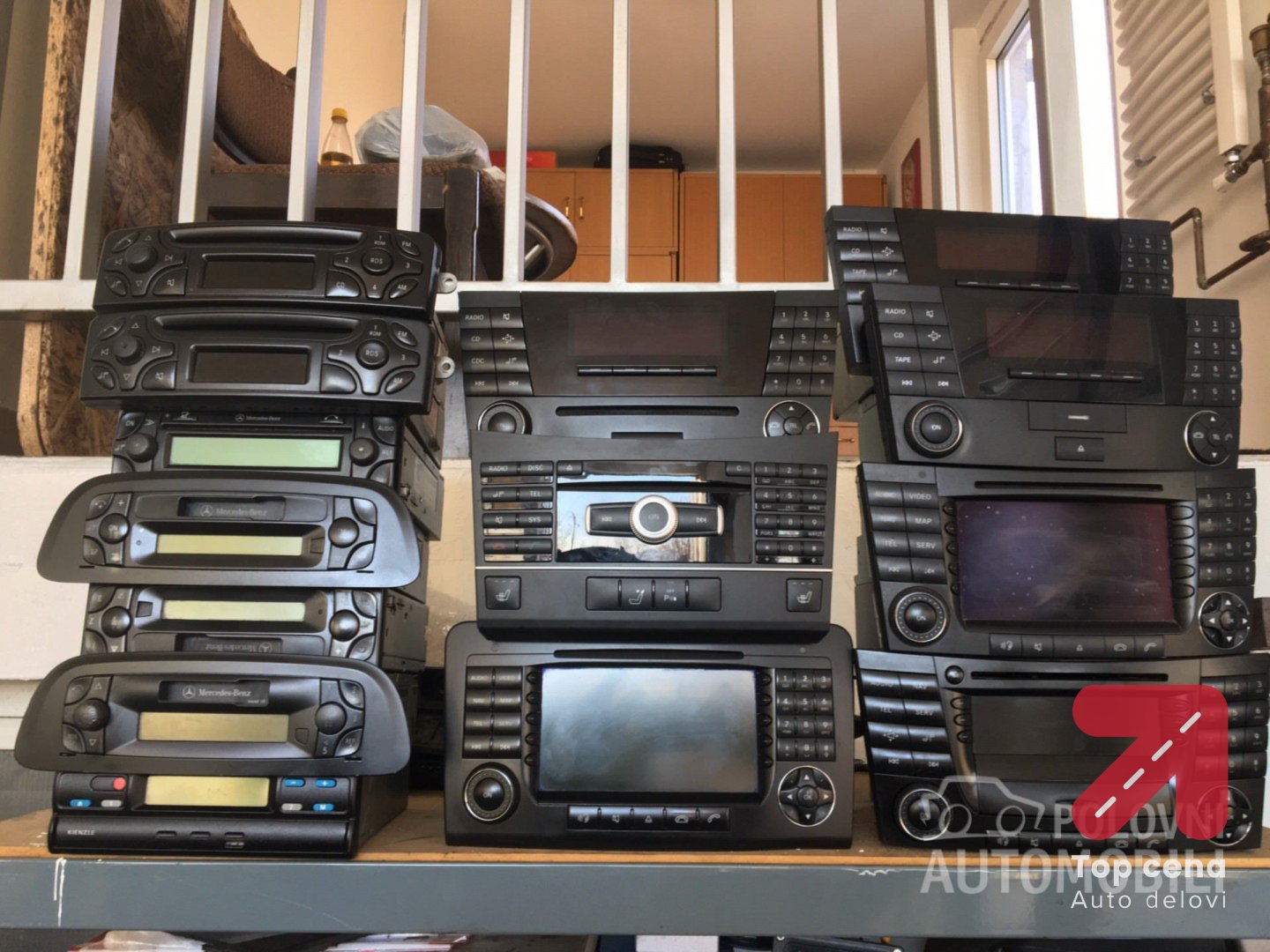 Audio sistem za Mercedes Benz E Klasa od 2000. do 2012. god.