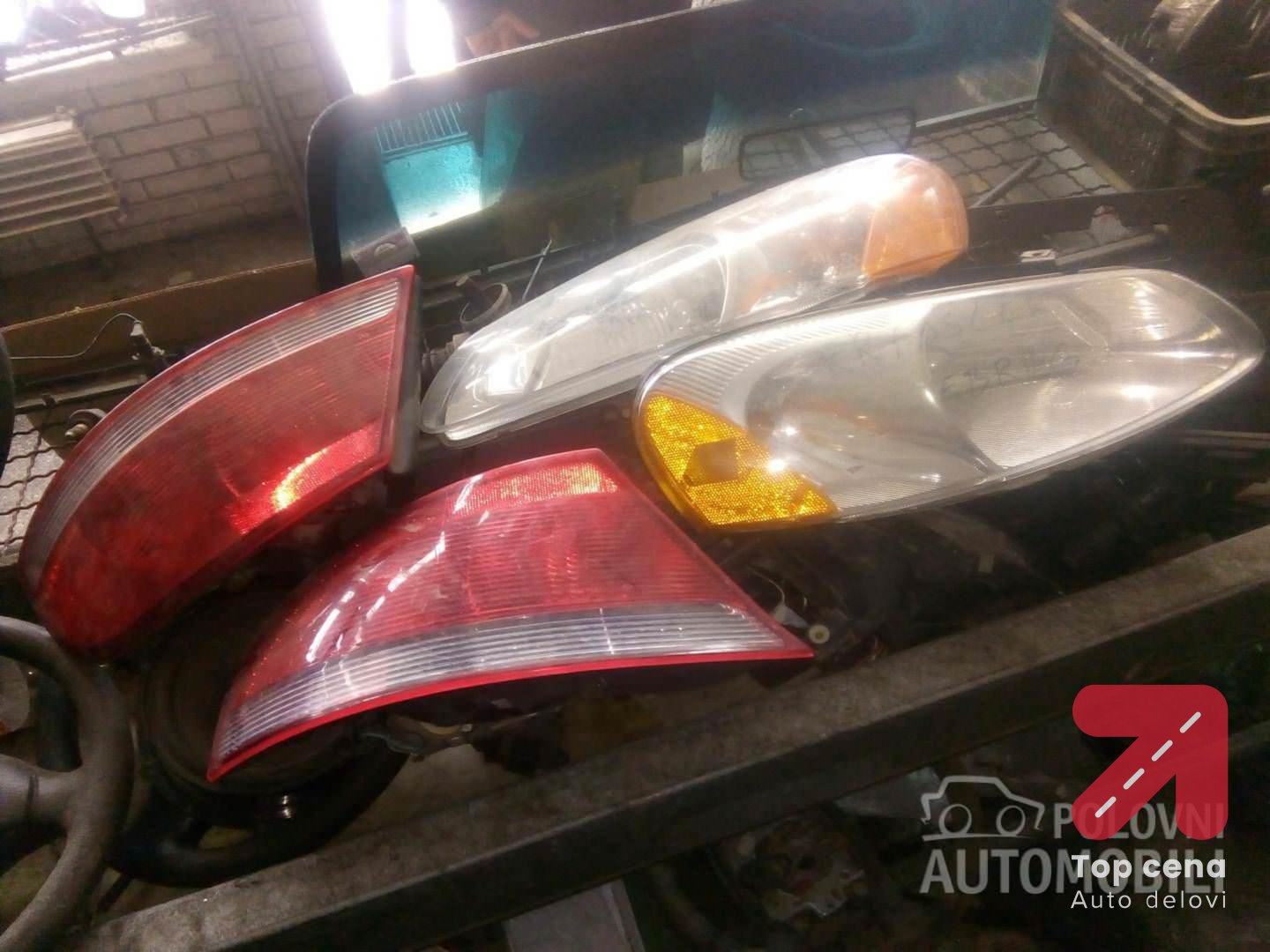 Farovi i stop lampe za Chrysler Sebring