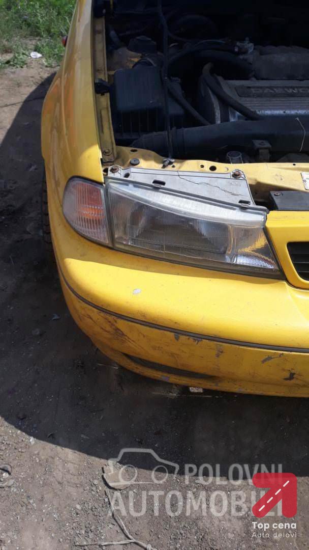 Farovi za Daewoo Nexia za 1996. god.