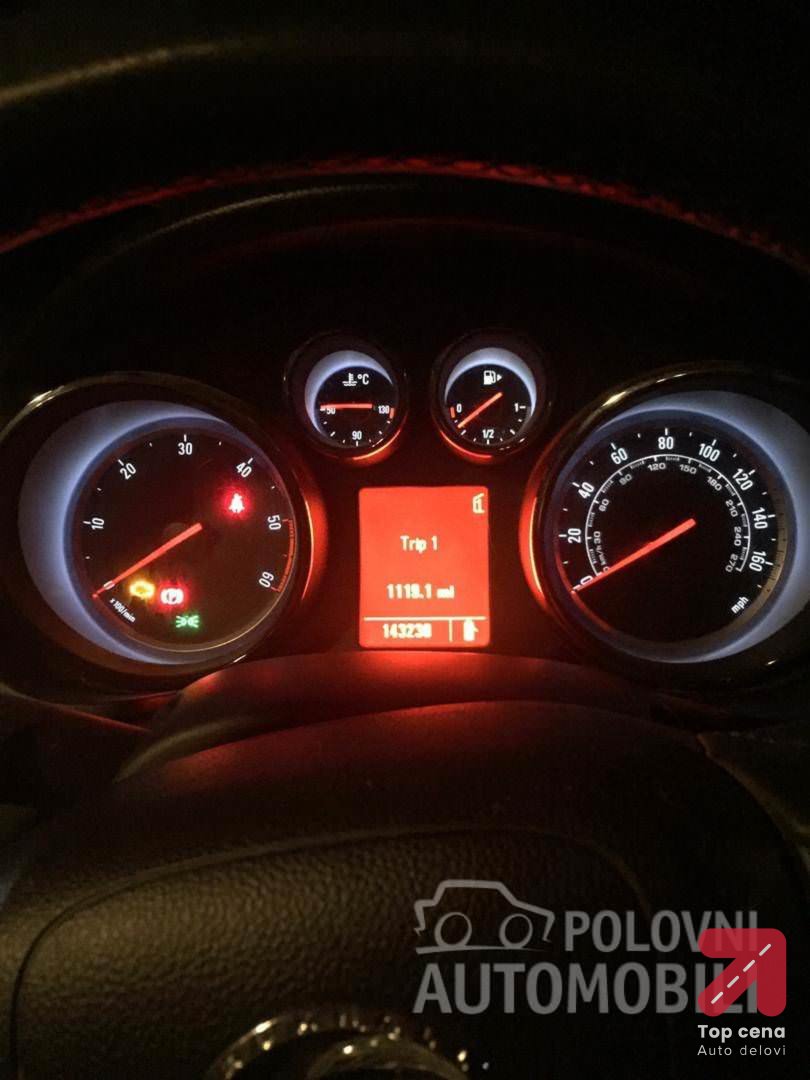 Instrument tabla u miljama za Opel Insignia TopcenaAutodelovi