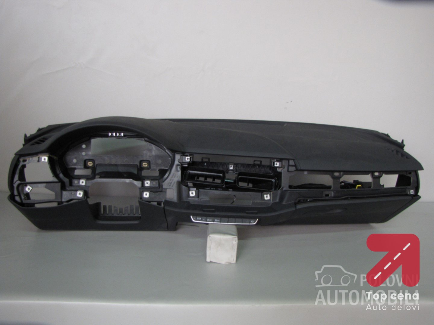 Instrument Tabla za Audi A4 od 2012. do 2015. god.