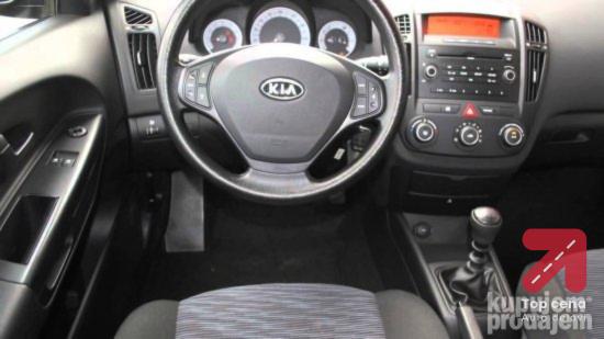 KIA CEED Fabricki cd mp3 radio