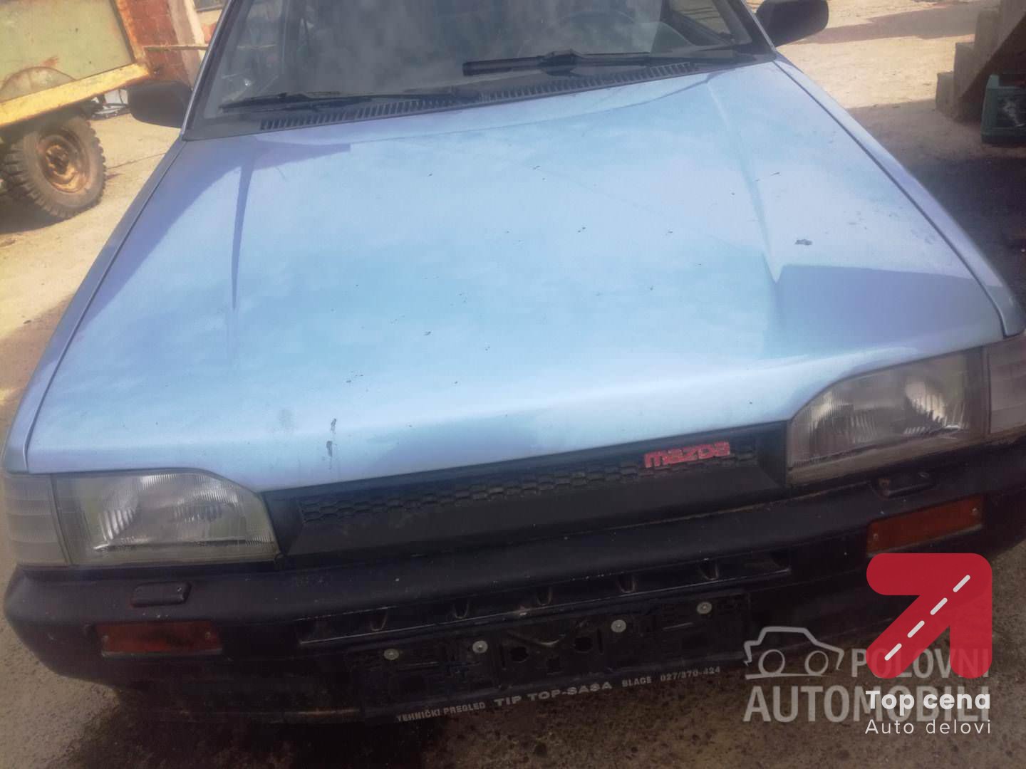 Mazda 323 1992. god. - kompletan auto u delovima
