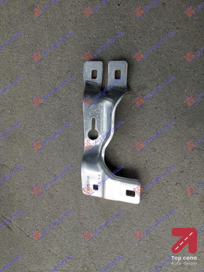 NOSAC SINE PREDNJEG BRANIKA DONJI UNUTRASNJI ALUMINIJUM Leva str. BMW X7 (G07) (2018-) (OEM: 51117421671)