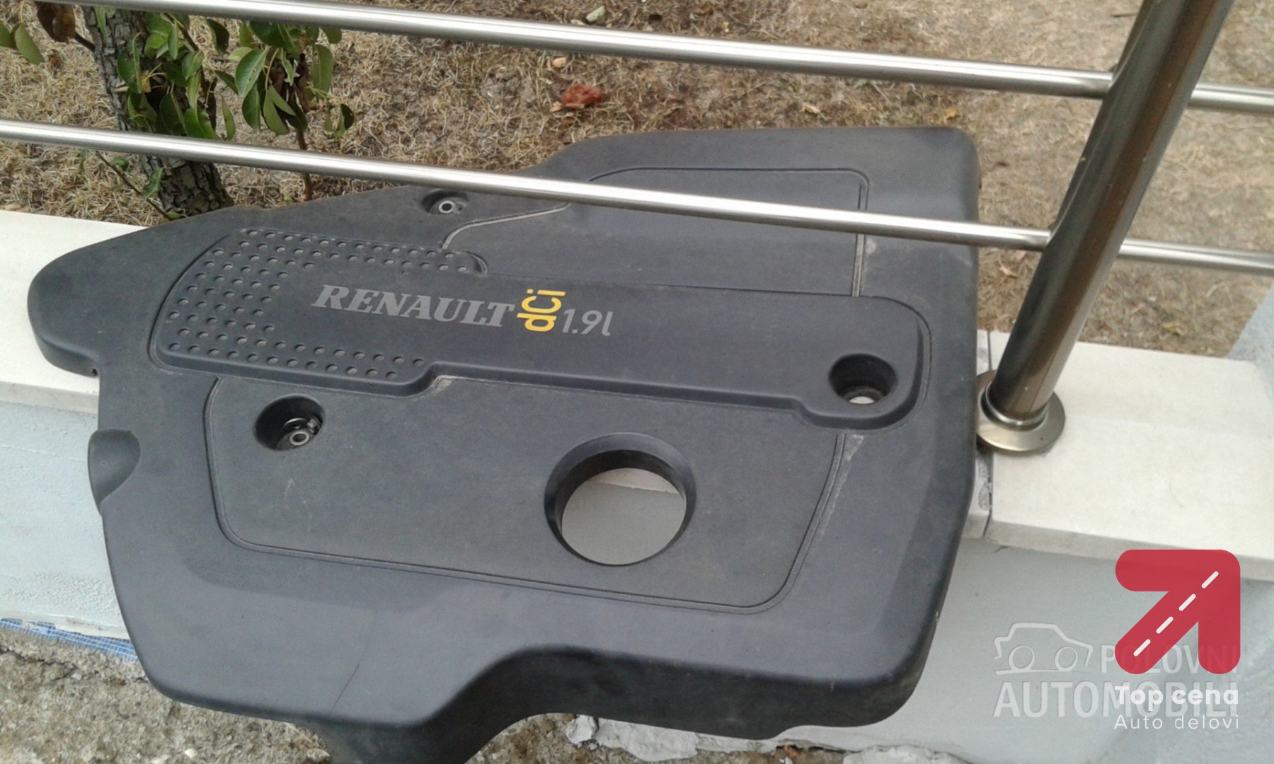 Poklopac motora za Renault Laguna