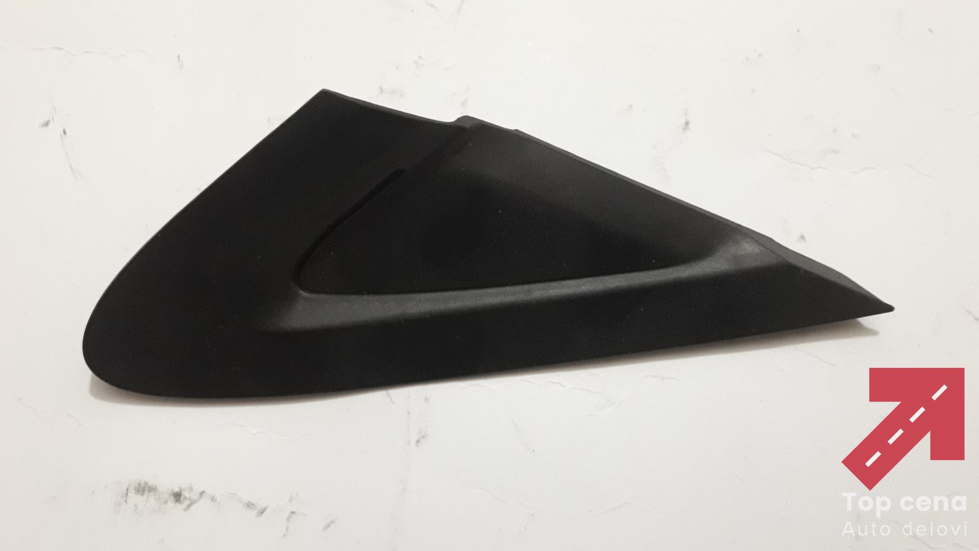 Poklopac ugla desnog krila Fiat Grande Punto