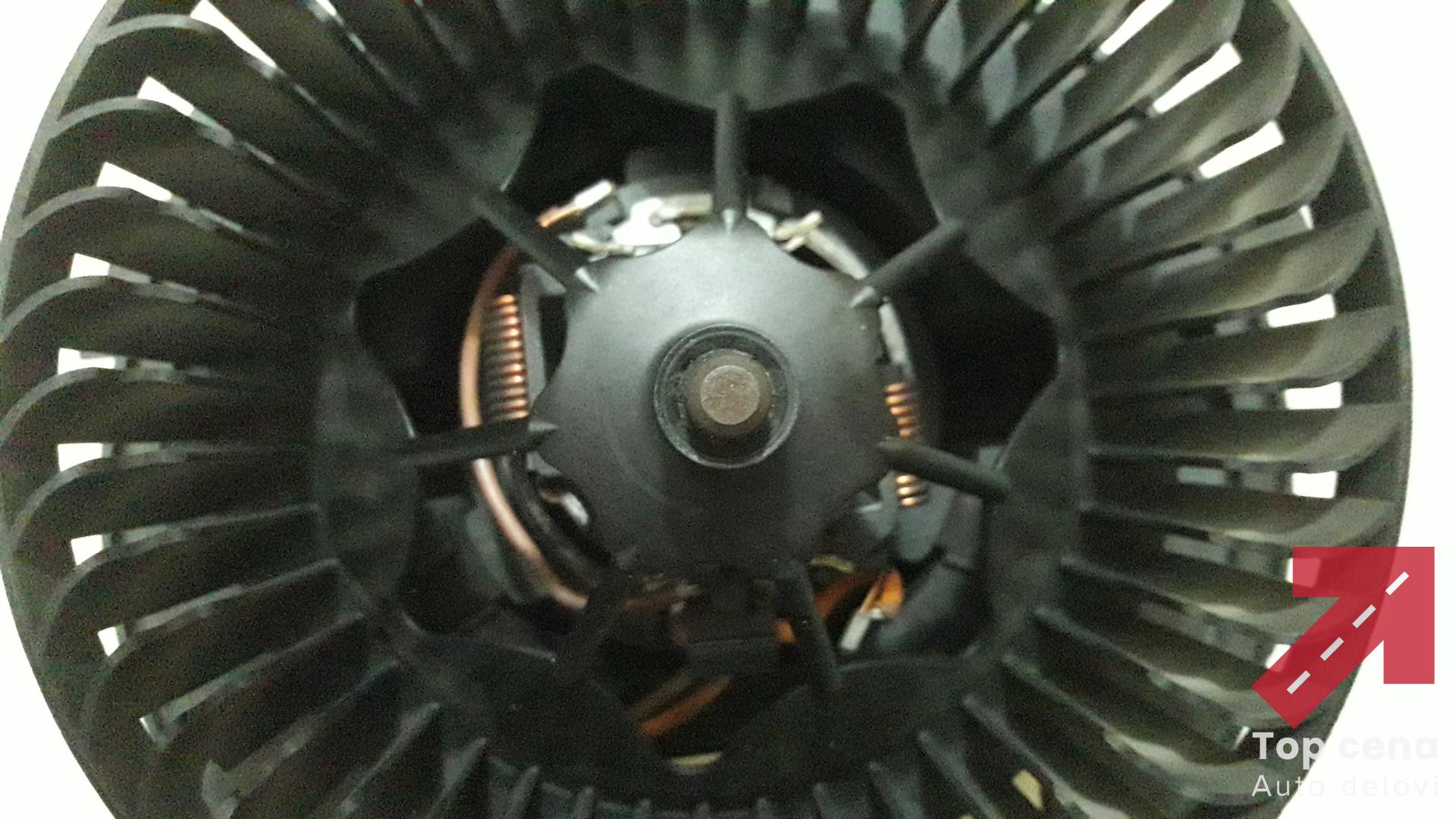 Ventilator kabine Skoda Octavia 1.6 dizel 2015g